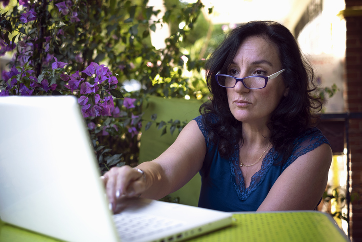 Sådan slipper du af med dine læsebriller